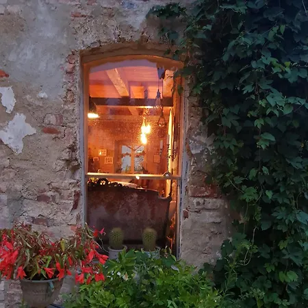 Апартаменты Ehemalige Klosterschmiede -wirtschaftswunder- Ochsenhausen